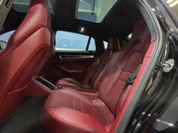 2017 Porsche Panamera Turbo