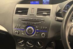 2011 Mazda 3 Neo