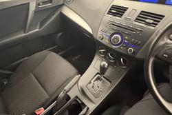 2011 Mazda 3 Neo