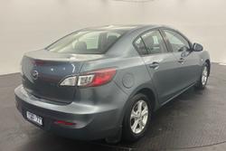 2011 Mazda 3 Neo