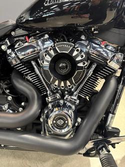 2021 Harley-Davidson Breakout 114 (FXBRS) Softail Black
