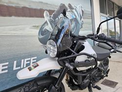 2024 ROYAL ENFIELD (SEE ALSO ENFIEL HIMALAYAN 450 White