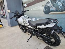 2024 ROYAL ENFIELD (SEE ALSO ENFIEL HIMALAYAN 450 White