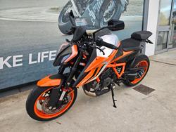 2023 Ktm 1290 SUPER DUKE R Orange
