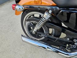 2013 HARLEY-DAVIDSON XL883L SUPER LOW Orange
