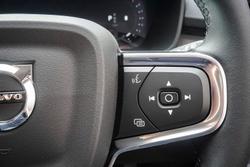 2026 Volvo XC40 Plus B4