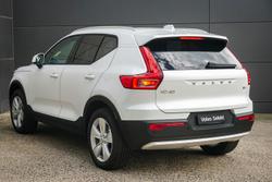 2026 Volvo XC40 Plus B4