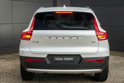 2026 Volvo XC40 Plus B4