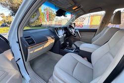 2023 Toyota Landcruiser Prado VX
