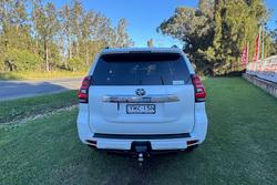 2023 Toyota Landcruiser Prado VX
