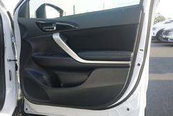 2023 Mitsubishi Eclipse Cross PHEV ES