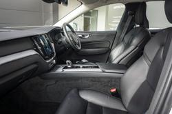 2023 Volvo XC60 Plus B5