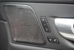 2023 Volvo XC60 Plus B5