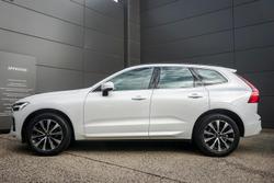 2023 Volvo XC60 Plus B5