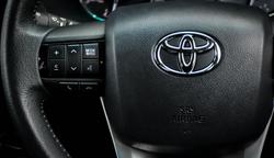 2021 Toyota Hilux SR5
