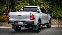 2021 Toyota Hilux SR5