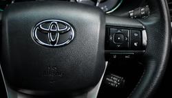 2021 Toyota Hilux SR5