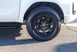 2022 Toyota Hilux SR5