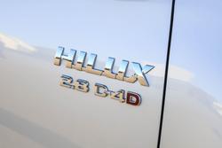 2022 Toyota Hilux SR5