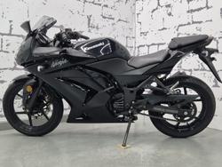 2010 Kawasaki Ninja 250R (EX250J) Ninja Black