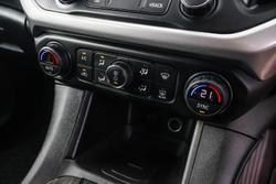 2019 Holden Acadia LT