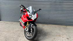 2024 DUCATI PANIGALE V2 BAYLISS 20TH ANNIV Red