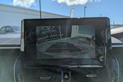 2023 Toyota Hilux SR