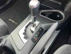 2017 Toyota RAV4 GXL