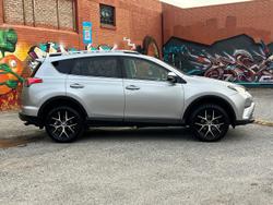 2017 Toyota RAV4 GXL