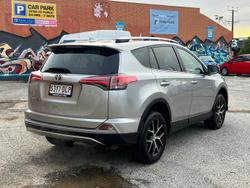 2017 Toyota RAV4 GXL