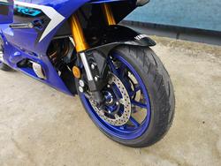 2025 Yamaha YZF-R7LA