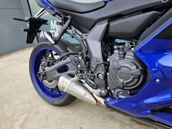 2025 Yamaha YZF-R7LA