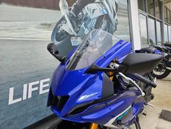 2025 Yamaha YZF-R7LA