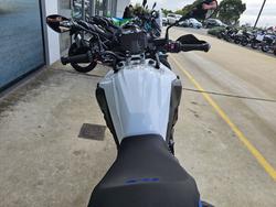 2026 BMW Motorrad F 800 GS LIGHT WHITE
