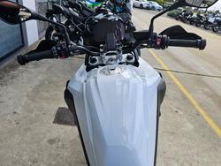 2026 BMW Motorrad F 800 GS LIGHT WHITE