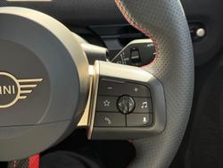 2026 MINI Aceman JCW E Favoured