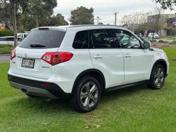 2017 Suzuki Vitara RT-S LY Cool White