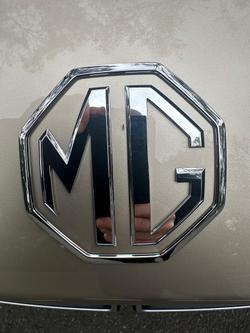 2026 MG MGS6 EV Essence IS3E MY26 Stratford Gold