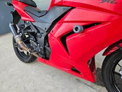 2012 Kawasaki NINJA 250R (EX250) Red
