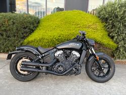 Indian Scout Bobber Thunder BLK Smoke