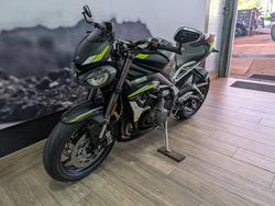 2022 Triumph STREET TRIPLE RS Black