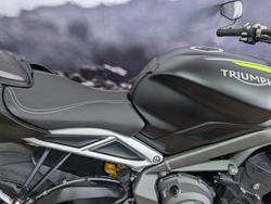 2022 Triumph STREET TRIPLE RS Black