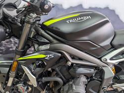 2022 Triumph STREET TRIPLE RS Black