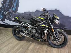 2022 Triumph STREET TRIPLE RS Black