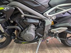 2022 Triumph STREET TRIPLE RS Black