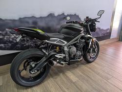 2022 Triumph STREET TRIPLE RS Black