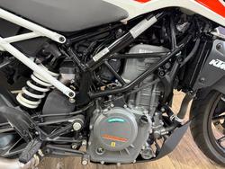 2022 Ktm 390 DUKE Black