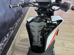 2022 Ktm 390 DUKE Black