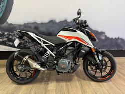 KTM 390 Duke