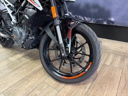 2022 Ktm 390 DUKE Black